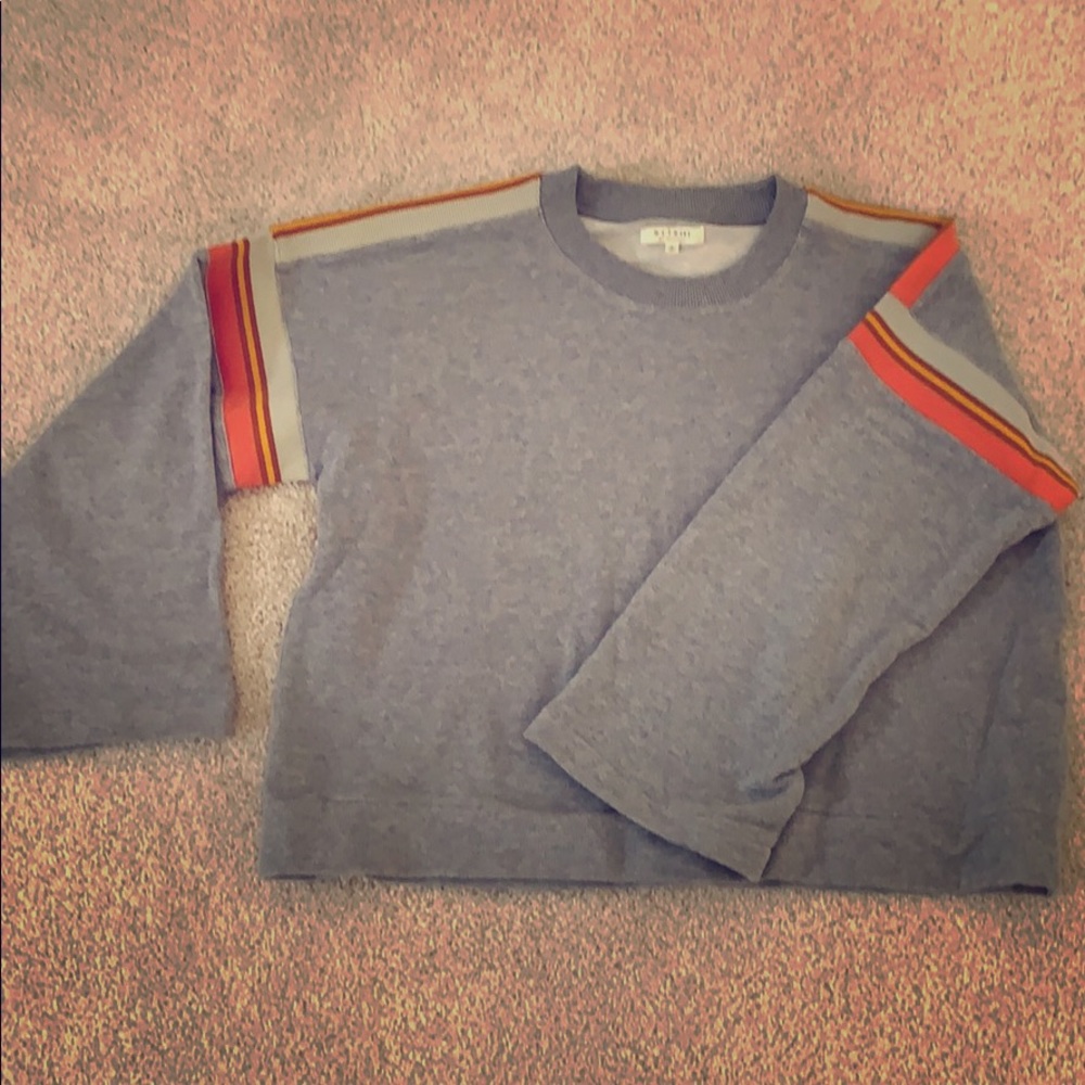 Large NWOT sweatshirt with orange/brown/yellow